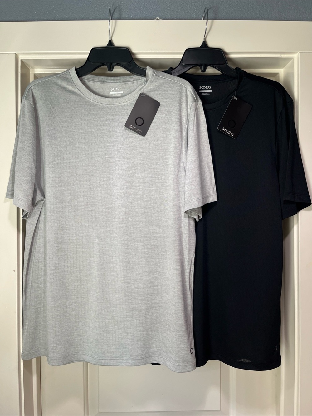 2 Mens Large Skora Perforated Active Tee Shirt Mesh Grey Black Run Train New Tag